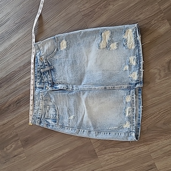 Sz medium Jean skirt - Picture 1 of 3